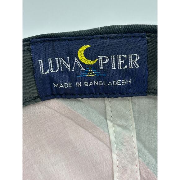 Walker Texas Ranger Cast & Crew Snap Back 90s Black White Red Swirl Adjustable - Picture 8 of 8